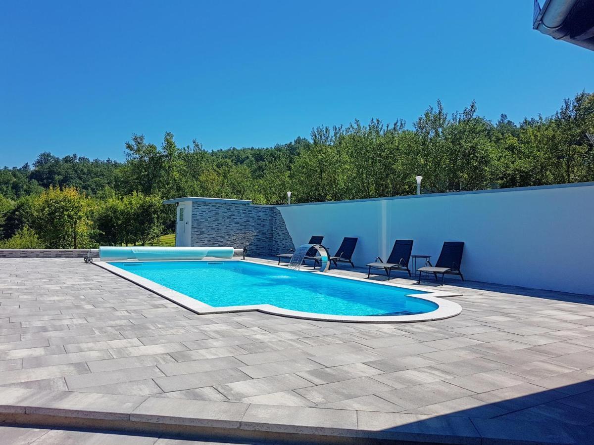 Holiday Home Emir Racic Exterior foto
